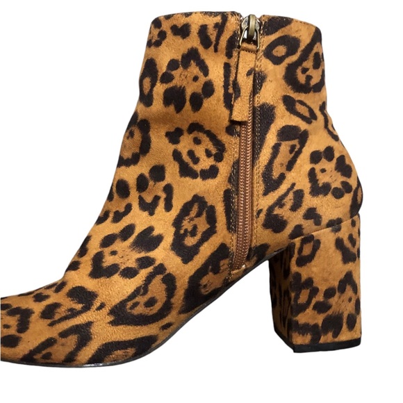 JUST FAB leopard 🐆 print booties - Picture 3 of 6